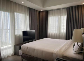 Super View 2 bdrm in modern BGC Manila